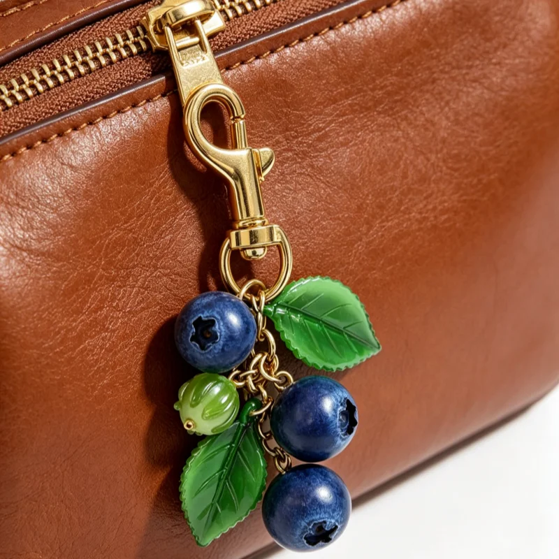 Women'S Young Bags - Gantungan kunci berbentuk buah beri biru