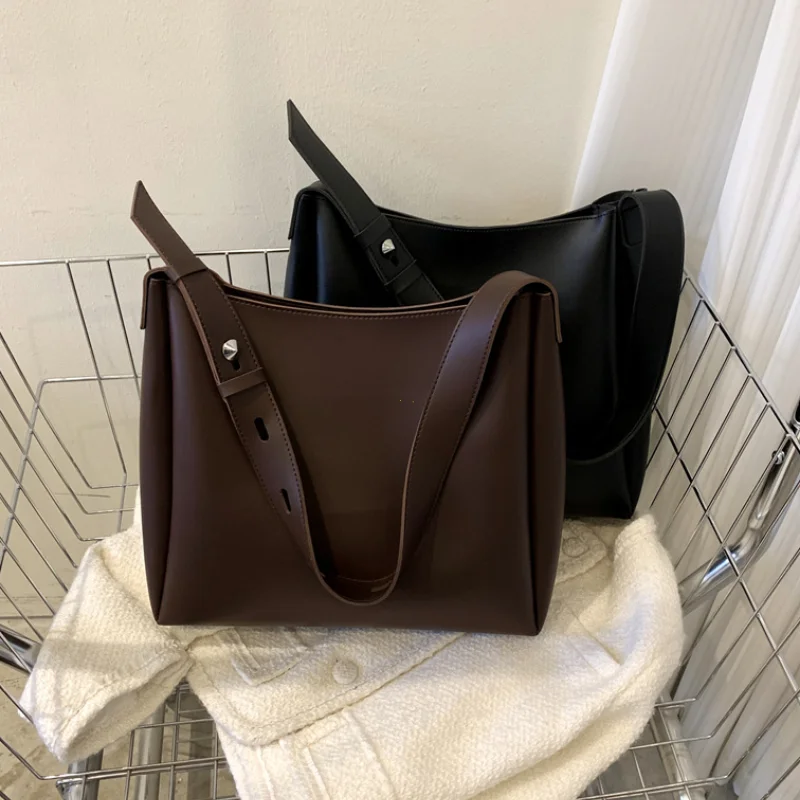 Tas Tote Kulit Modis untuk Wan - Women Bags 2026 Trends ulasan dan harga