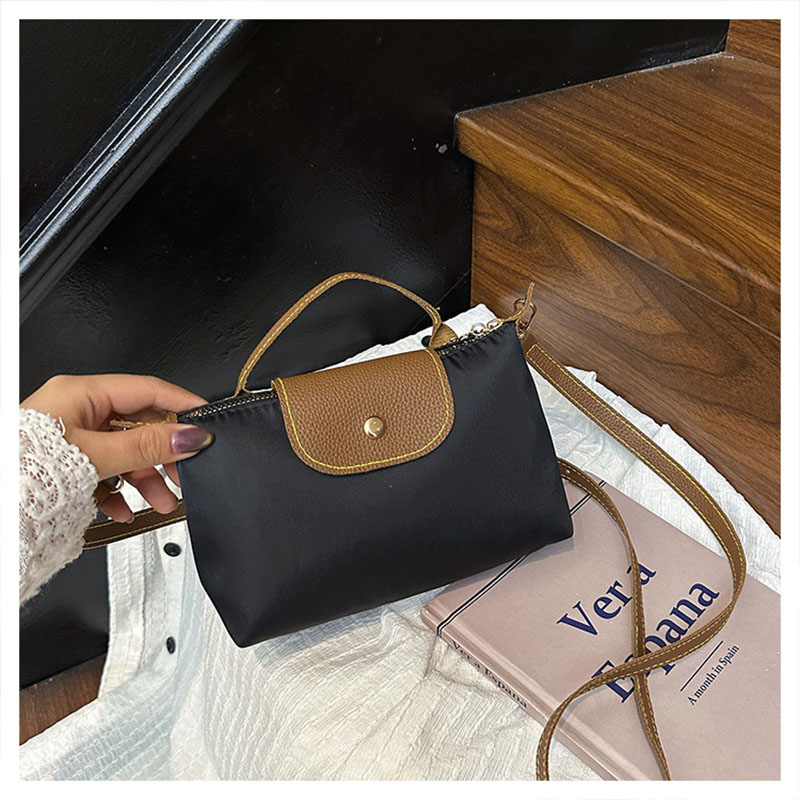Tas Selempang Hijau Limau Tren - Women Bags 2026 Trends ulasan dan harga