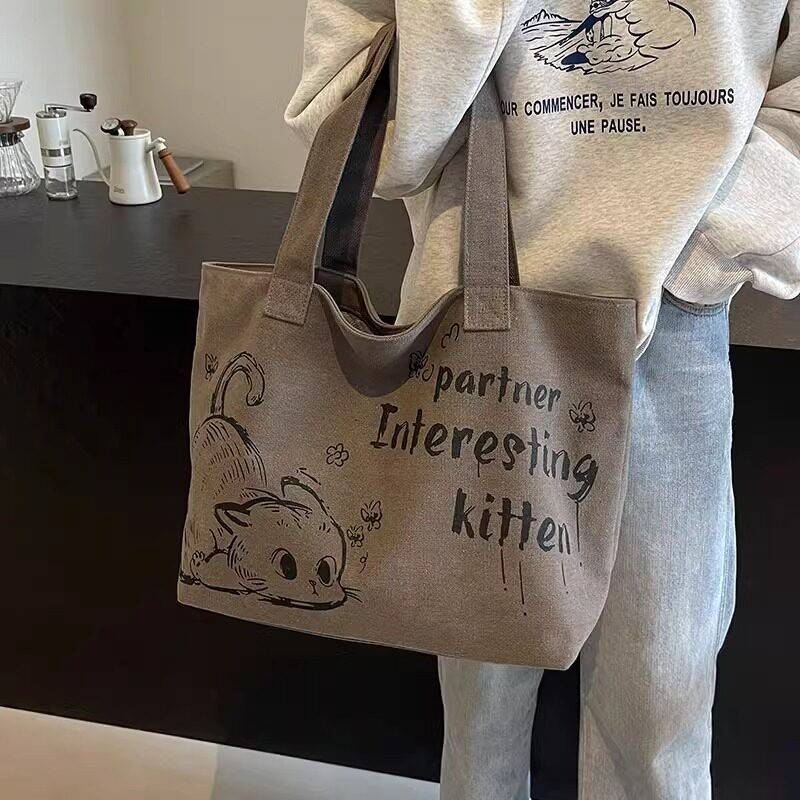 Tas Tote Kanvas Berkapasitas B - Women Bags 2026 Trends ulasan dan harga