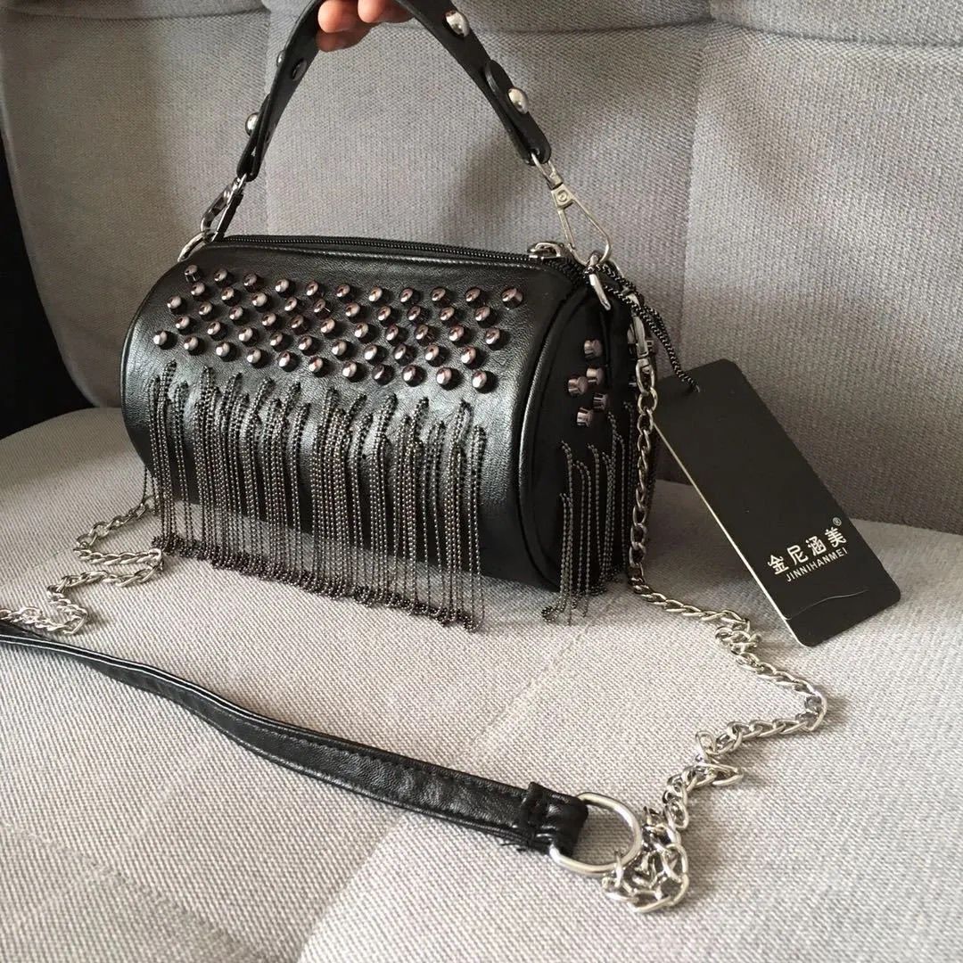 Tas Tangan Mini Berumbai Rivet - Women Bags 2026 Trends ulasan dan harga