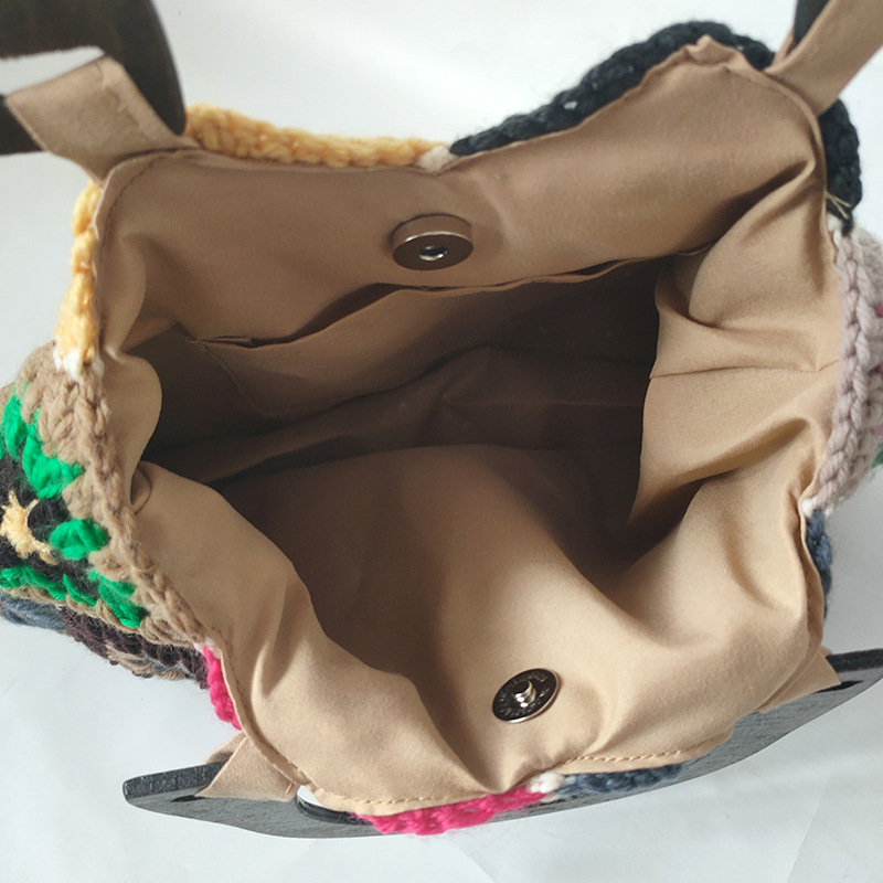 Tas Tangan Wanita Rajut Granny - Women Bags 2026 Trends ulasan dan harga